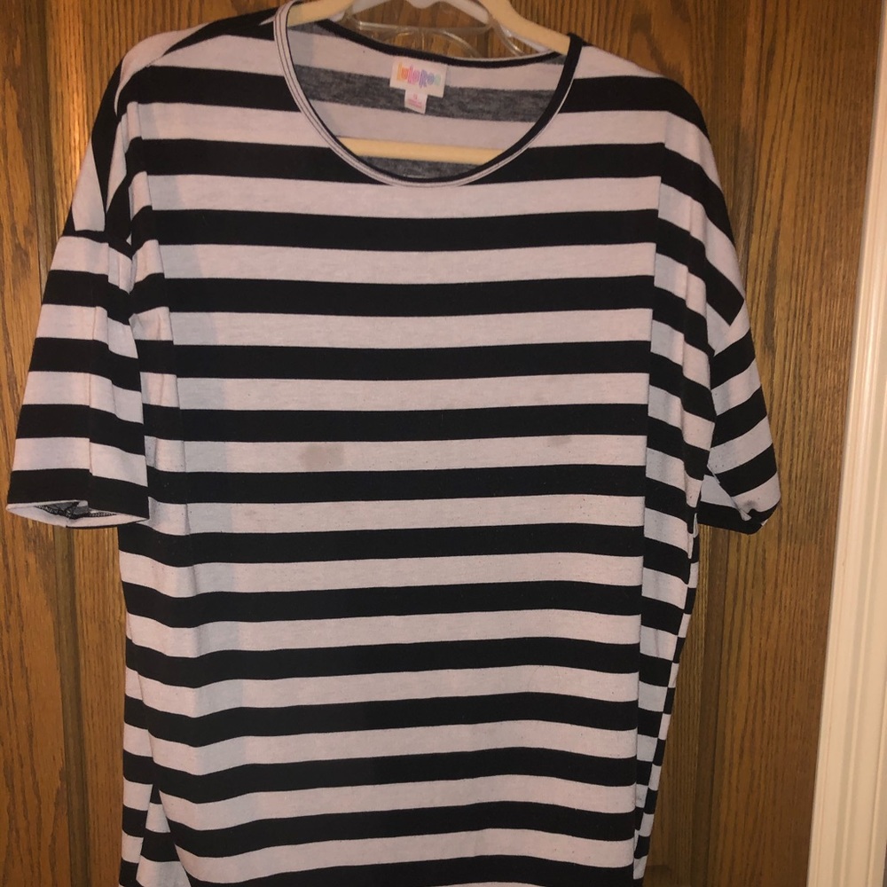 Lularoe Irma black and white stripe size Small